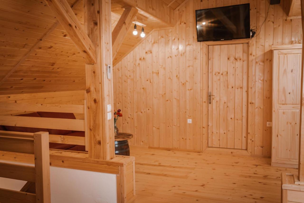 Apartmaji Gracner Dramlje 외부 사진